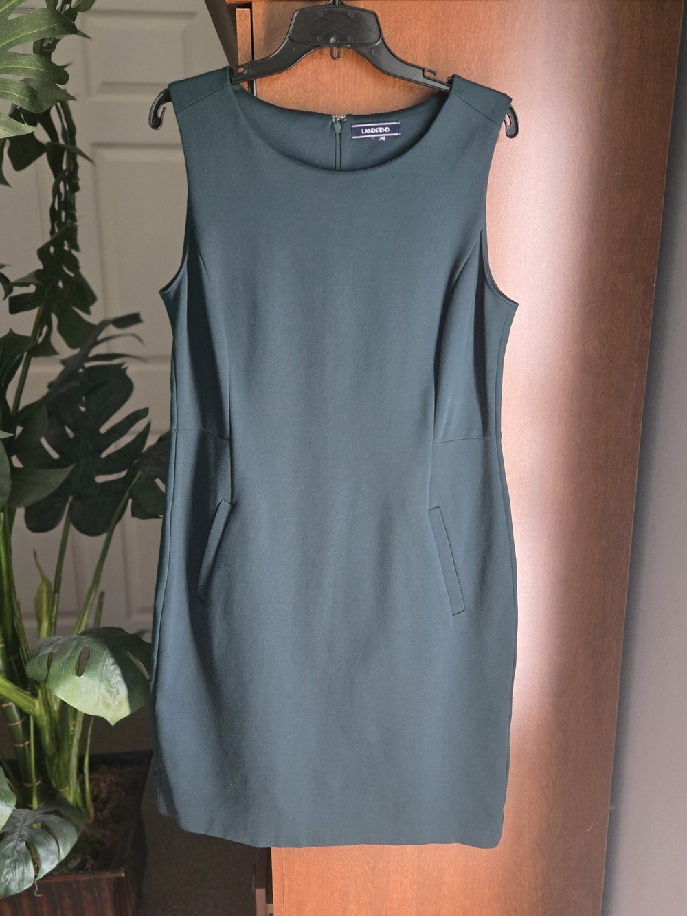 Lands' End Hunter Green Sleeveless Sheath Midi Dress